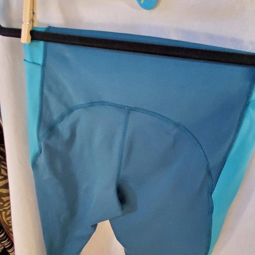 Women's All In Motion Two Tone Green  Leggings Size XL - Picture 8 of 10